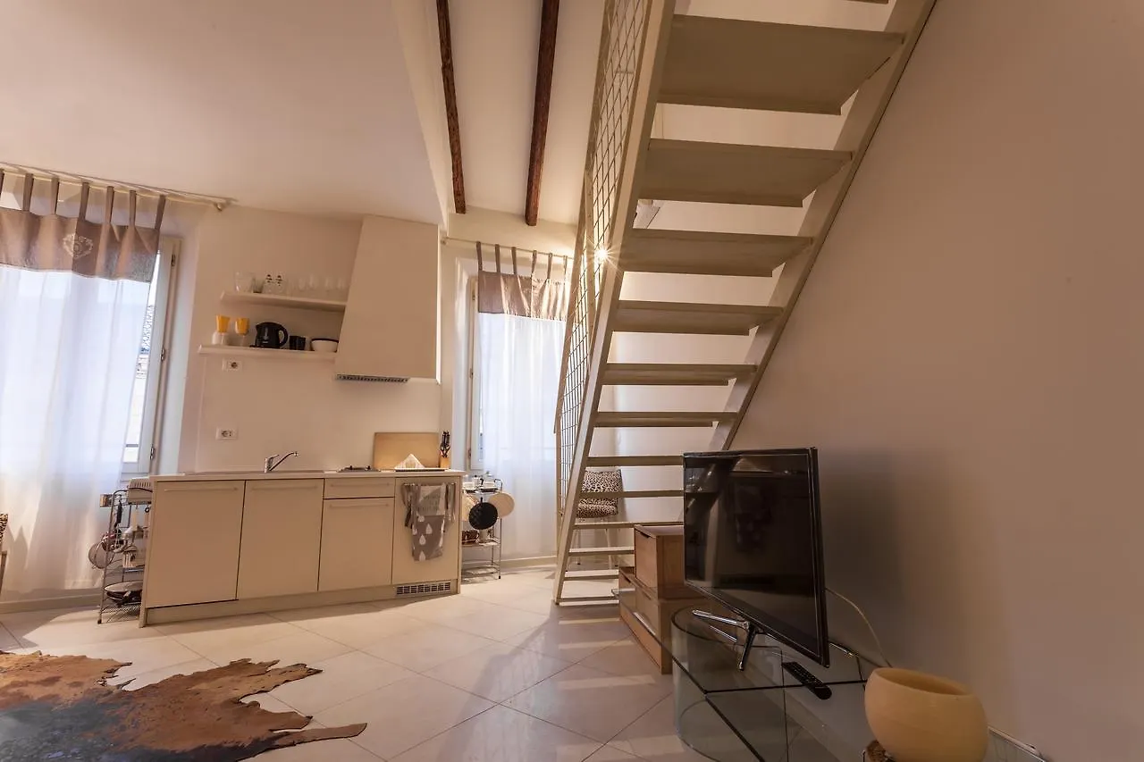 Appartamento HouSmart Castiglione 76 Bologna